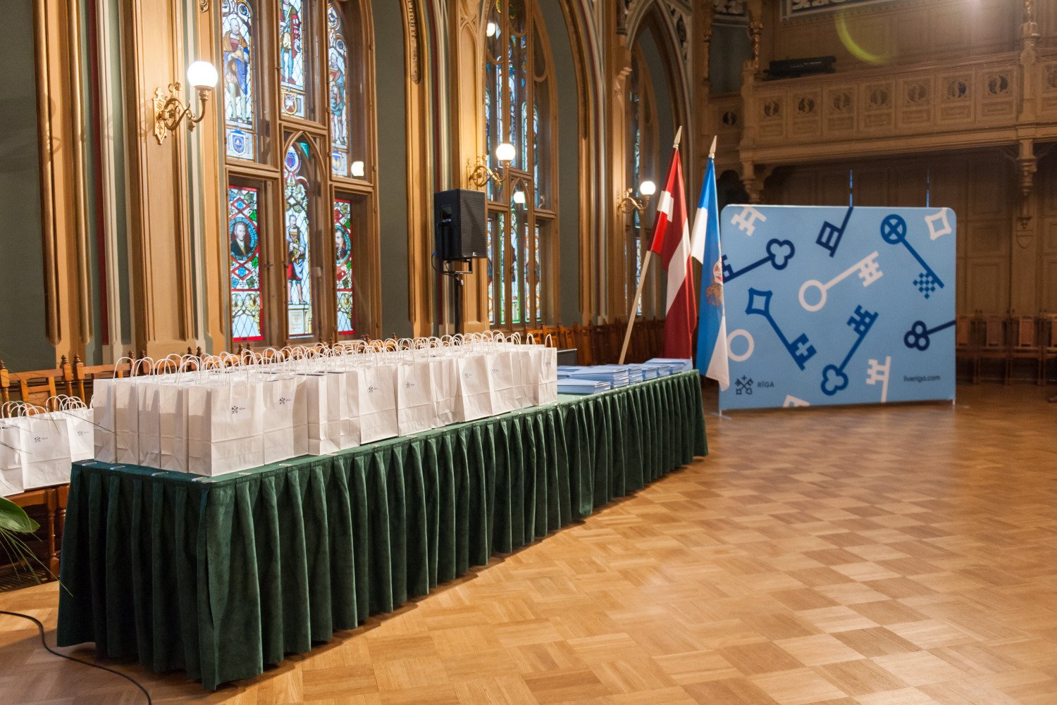 4LrEMn2JODfgb5iNWs5s