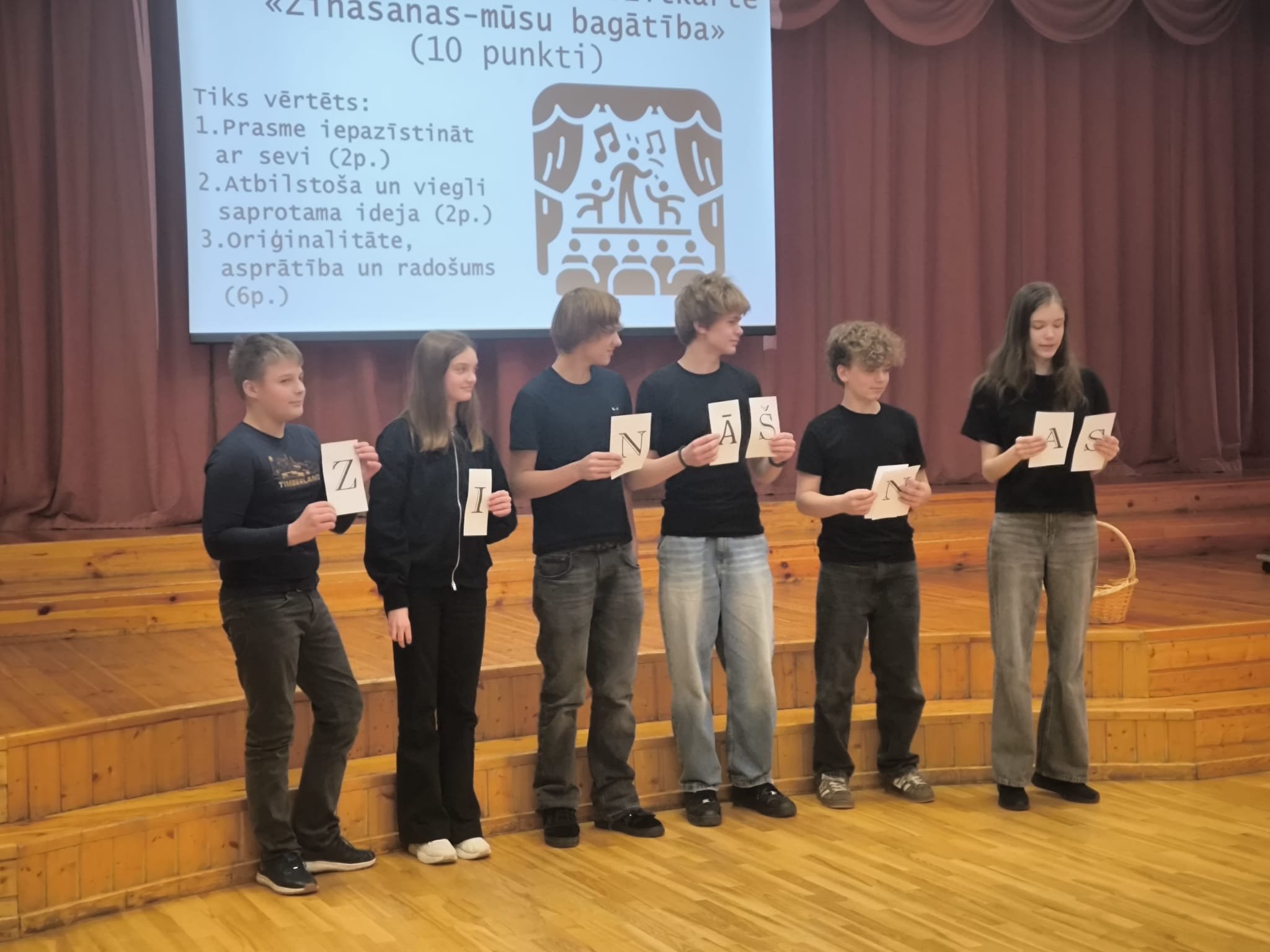 70f61855-6864-41c4-b07e-2d173765be6e