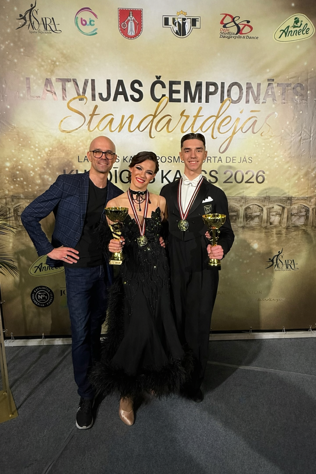 8211EEFA-03C1-443B-99BD-EC17A387B328