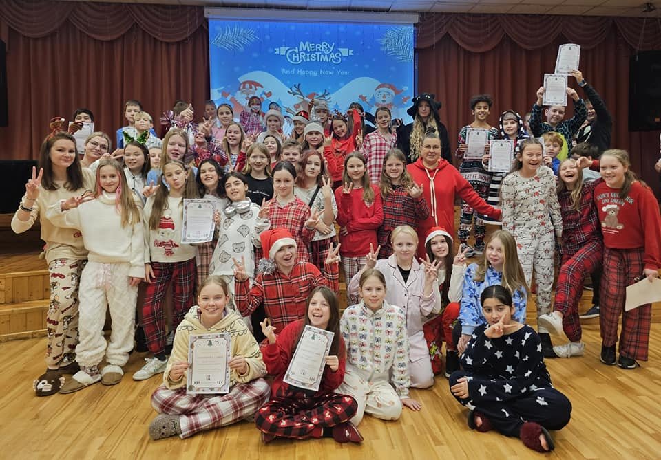 Christmas karaoke 10